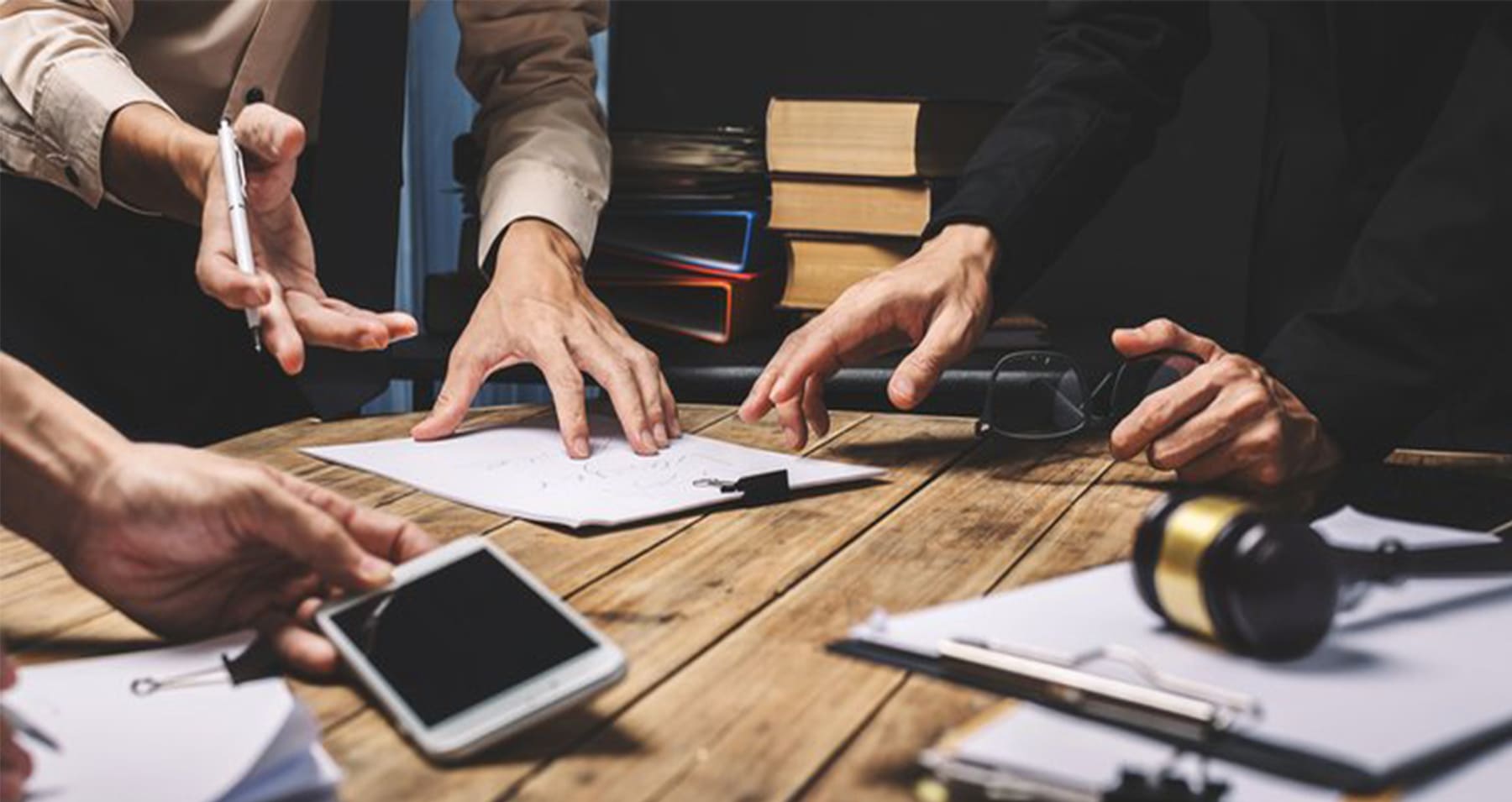 Корпоративний юрист: супровід бізнесу