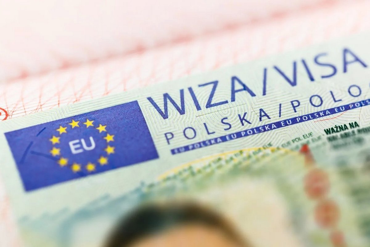 Poland Work Visa for Non-EU Citizens: Complete Guide